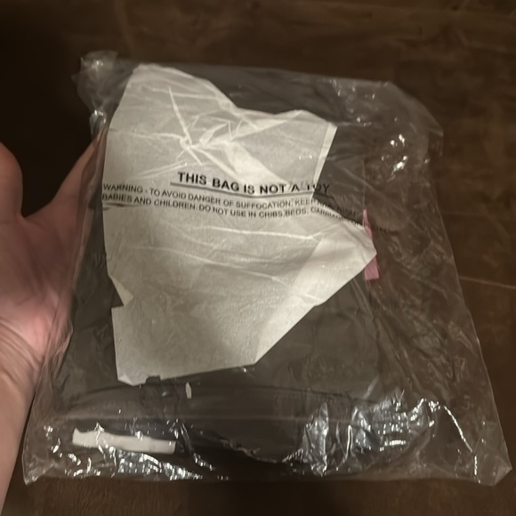 🆕 Ruby Ribbon Equestrian Legging with zippers at ankles - Picture 8 of 10